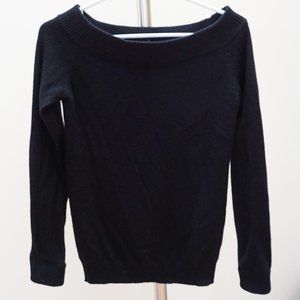 100% Cashmere Holt Renfrew Black Sweater
